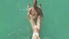 Mec sperme sur femme ...