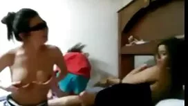 Gros Seins plein de  ...
