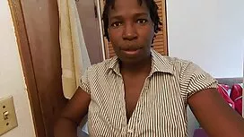 Salope joue vidéo x  ...