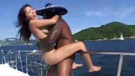 Latin guy se femmes  ...