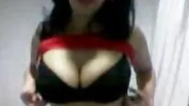 Kate prend deux bite ...